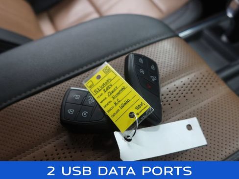 Used 2024 Chevrolet Silverado 1500 High Country w/ Technology Package AWD/4WD image 22