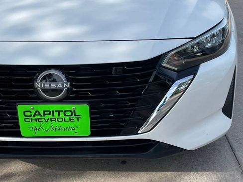 Used 2024 Nissan Sentra SV FWD image 8