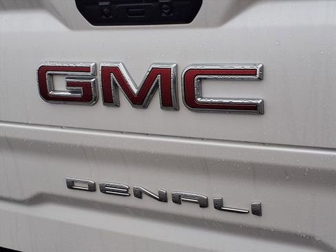 Used 2021 GMC Sierra 1500 Denali w/ Driver Alert Package II image 38