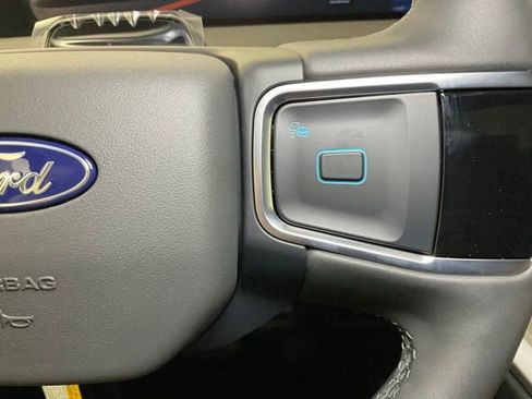 New 2025 Ford Expedition Max Active image 27