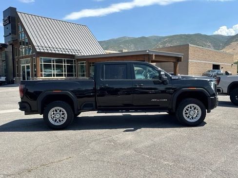 Used 2024 GMC Sierra 3500 AT4 w/ AT4 Preferred Package AWD/4WD image 3