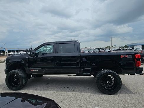 Used 2026 Ford F250 Platinum AWD/4WD image 5