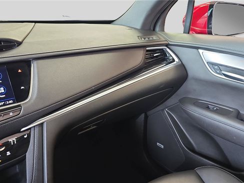 Used 2024 Cadillac XT6 Luxury AWD/4WD image 22
