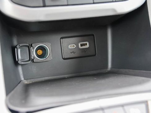 Used 2023 GMC Acadia SLE w/ Driver Convenience Package image 25