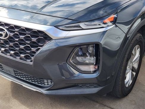 Used 2019 Hyundai Santa Fe SE image 8