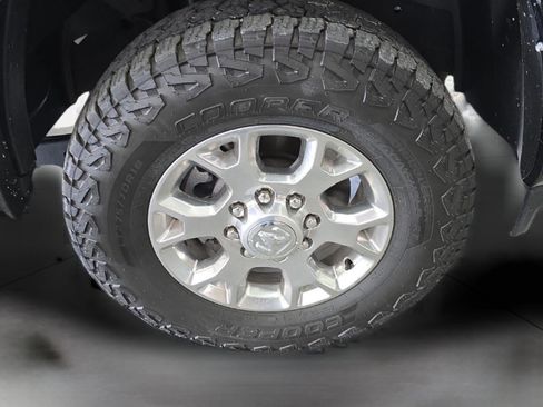 Used 2024 RAM 2500 Laramie w/ Safety Group AWD/4WD image 27