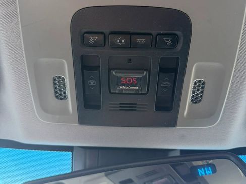 Used 2018 Toyota Camry XSE w/ Driver Assist Package image 28