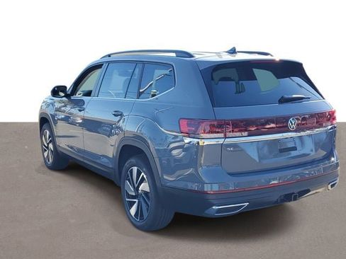 New 2026 Volkswagen Atlas SE FWD image 3