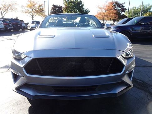 Used 2020 Ford Mustang Premium image 3