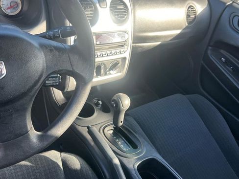 Used 2005 Dodge Stratus SXT FWD image 8