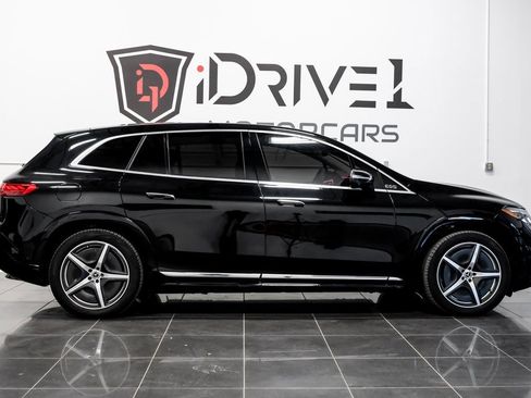 Used 2023 Mercedes-Benz EQS 580 4MATIC SUV image 13