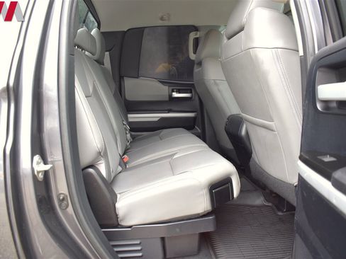 Used 2018 Toyota Tundra Limited image 23