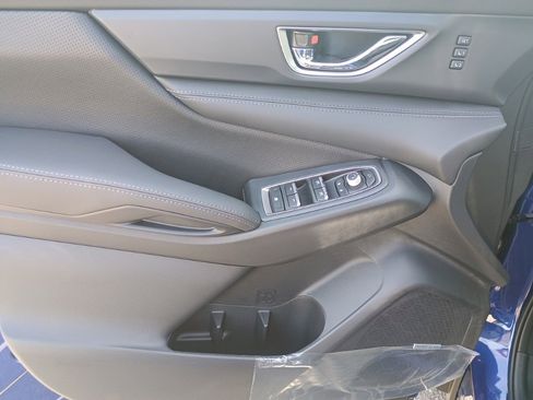 New 2026 Subaru Ascent Limited image 8