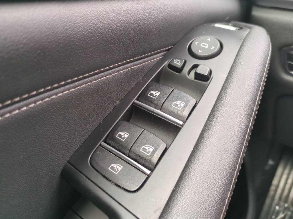 Used 2023 BMW X5 xDrive40i AWD/4WD image 28