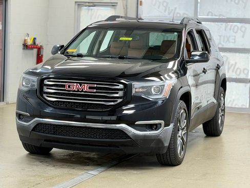 Used 2019 GMC Acadia SLT AWD/4WD image 3