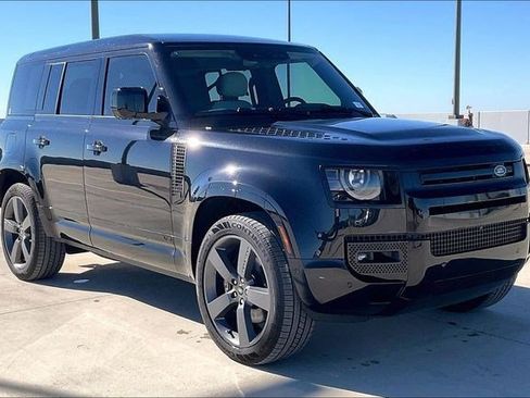 New 2025 Land Rover Defender 110 V8 image 2