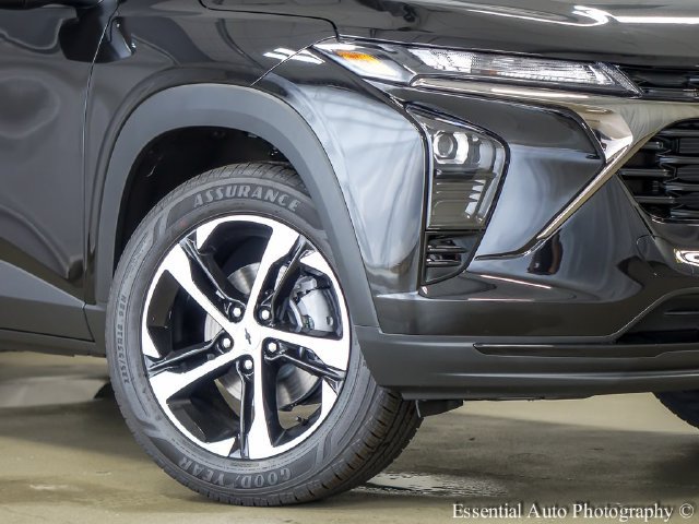 New 2026 Chevrolet Trax RS FWD image 4