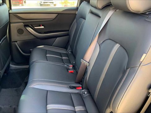 Used 2025 MAZDA CX-90 3.3 Turbo w/ Select Package image 16