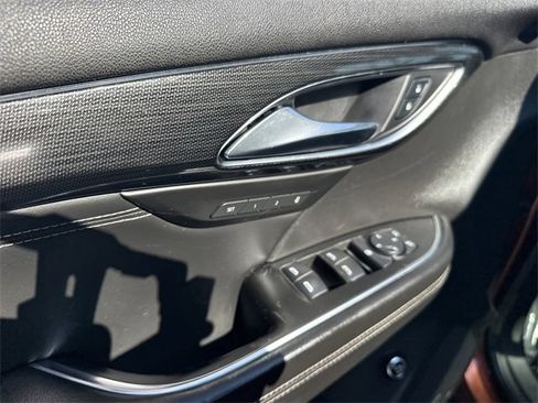 Used 2021 Buick Envision Essence image 20