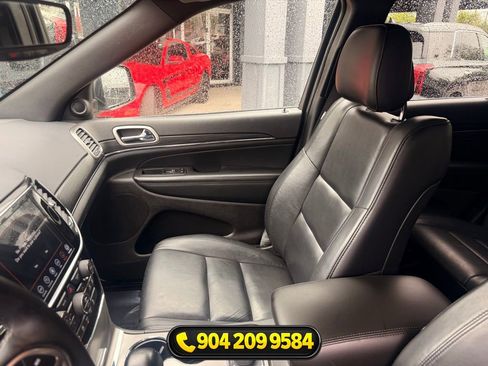 Used 2020 Jeep Grand Cherokee Limited AWD/4WD image 23
