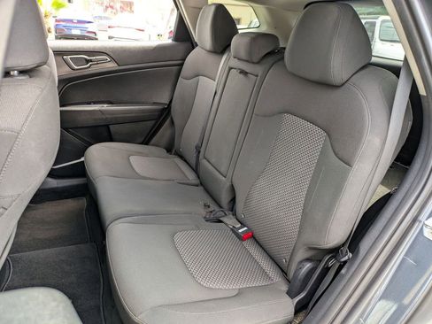 Used 2023 Kia Sportage LX AWD/4WD image 24