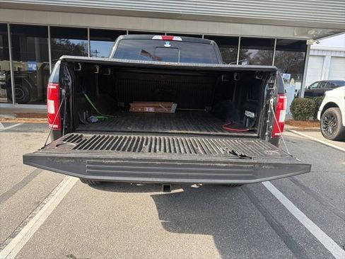 Used 2018 Ford F150 Lariat image 15