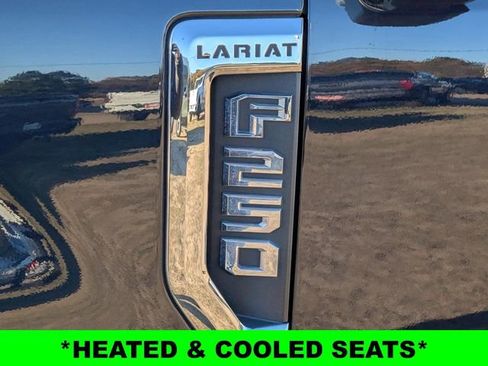 Used 2021 Ford F250 Lariat w/ Lariat Ultimate Package image 11