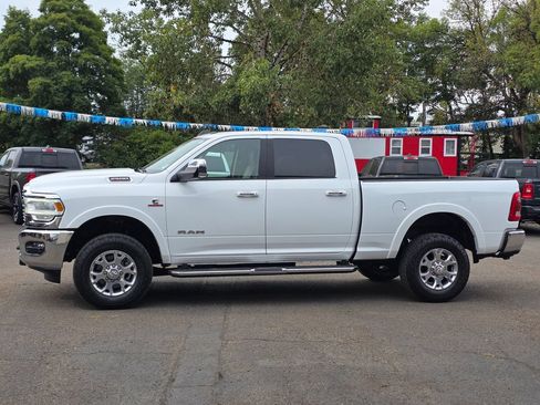 Used 2022 RAM 2500 Laramie AWD/4WD image 30