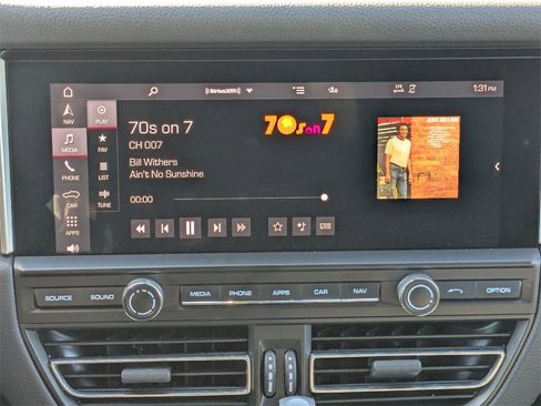 Used 2021 Porsche Macan S image 13