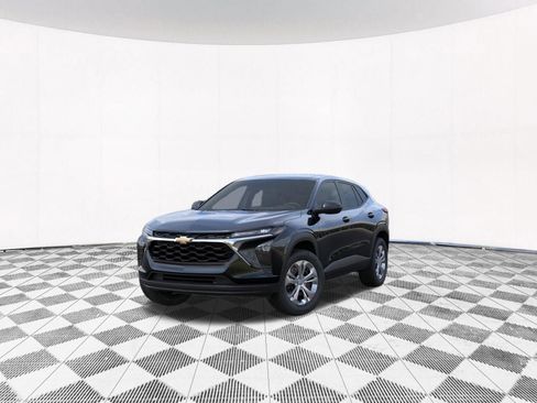 New 2026 Chevrolet Trax LS FWD image 2