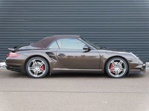 Used 2009 Porsche 911 Turbo image 25