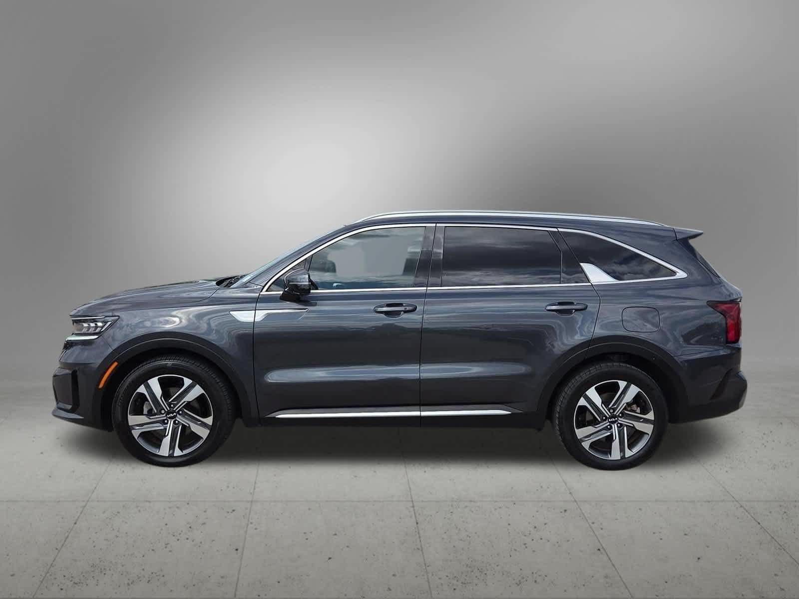Certified 2023 Kia Sorento SX Prestige AWD/4WD image 3