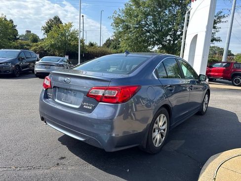 Used 2017 Subaru Legacy 2.5i Premium AWD/4WD image 5