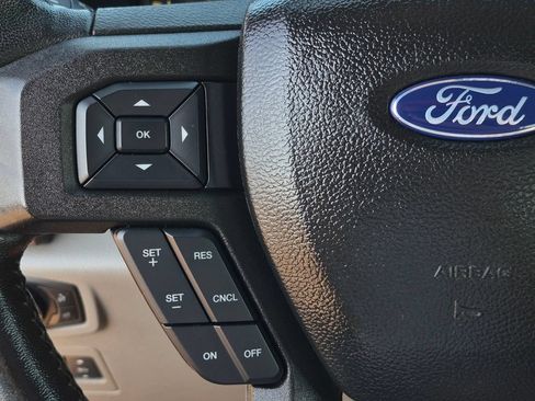 Used 2018 Ford F150 XLT w/ Equipment Group 302A Luxury AWD/4WD image 20