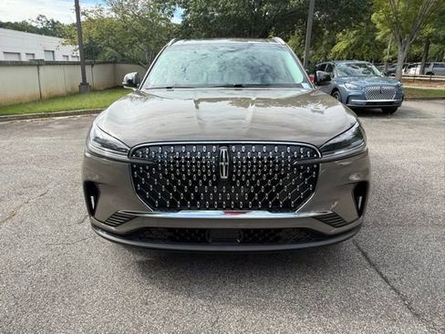 New 2025 Lincoln Aviator 2WD image 15