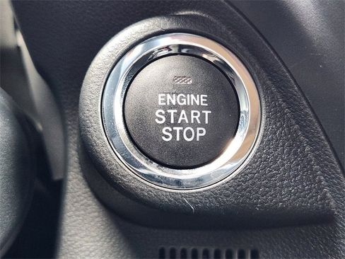 Used 2025 Subaru Forester Limited image 22