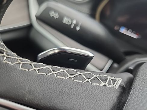 New 2025 Jeep Grand Cherokee L Limited w/ Luxury Tech Group II image 41