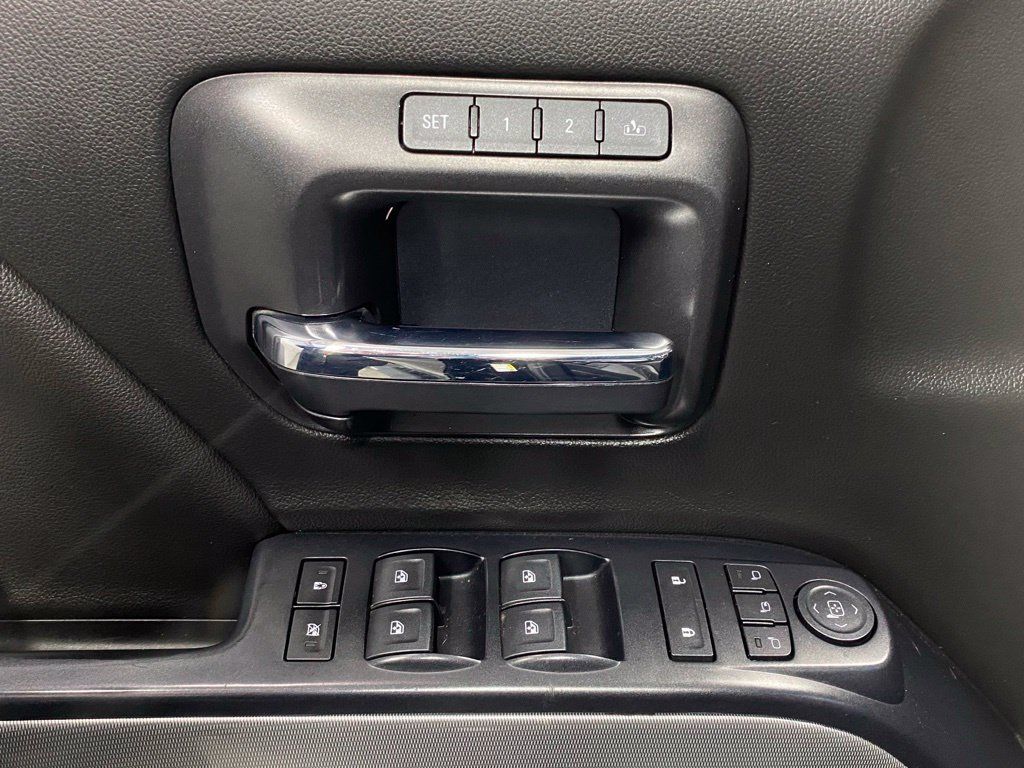 Used 2018 Chevrolet Silverado 2500 LTZ w/ Vortec Plus Package AWD/4WD image 14