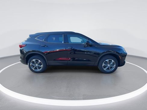 New 2026 Chevrolet Blazer LT w/ Convenience Package image 9