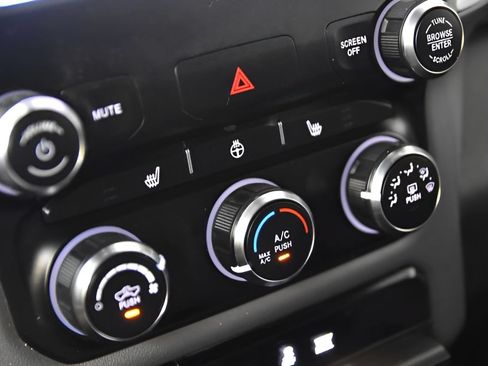 Used 2023 RAM 1500 Lone Star AWD/4WD image 28