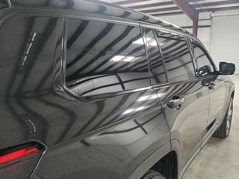 Used 2021 Jeep Grand Cherokee L Limited image 14