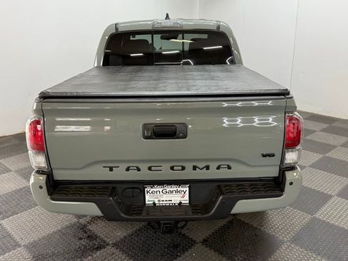 Used 2023 Toyota Tacoma TRD Sport image 8