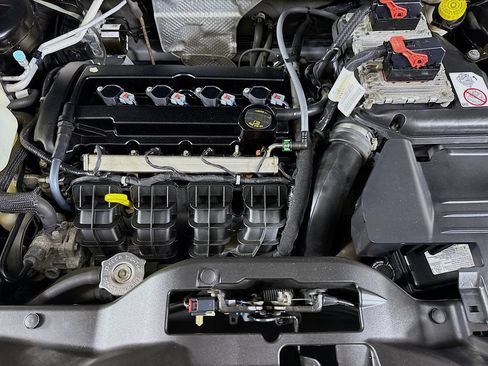 Used 2016 Jeep Patriot High Altitude FWD image 29