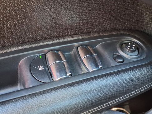 Used 2013 MINI Cooper Countryman S image 10