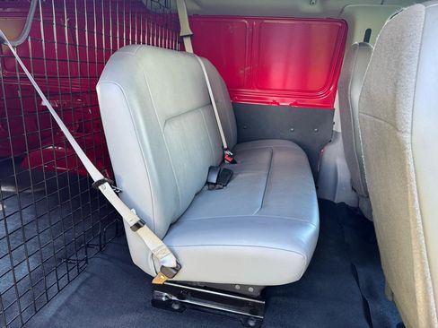 Used 2008 Ford E-350 and Econoline 350 Super Duty RWD image 14