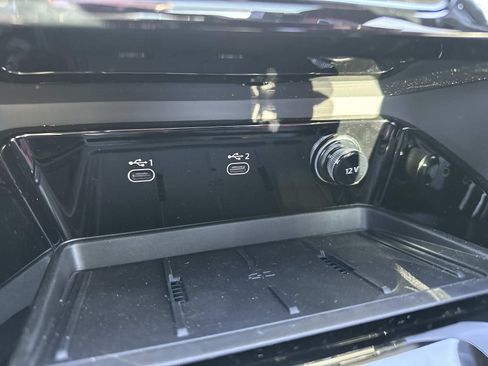 Used 2025 Audi SQ5 Premium Plus AWD/4WD image 20