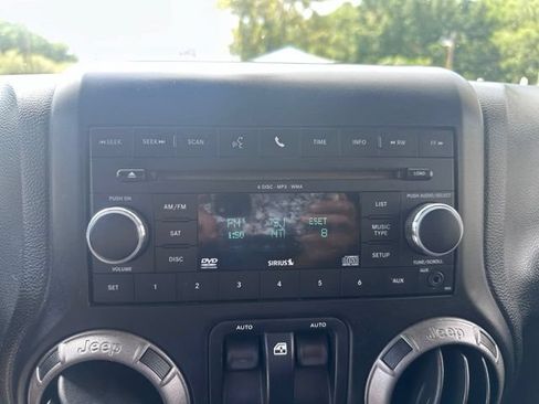 Used 2012 Jeep Wrangler Sport AWD/4WD image 15