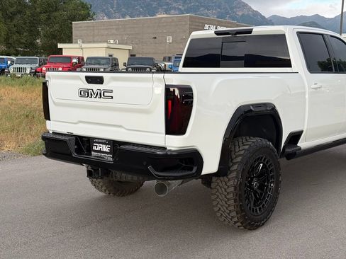 Used 2026 GMC Sierra 2500 AT4X AWD/4WD image 10