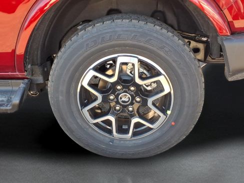 New 2026 Ford Bronco Outer Banks AWD/4WD image 8