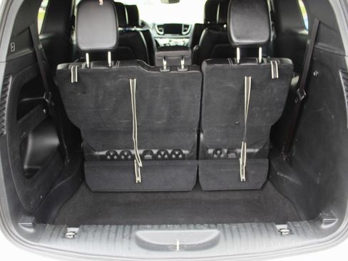Used 2025 Chrysler Pacifica Select FWD image 13